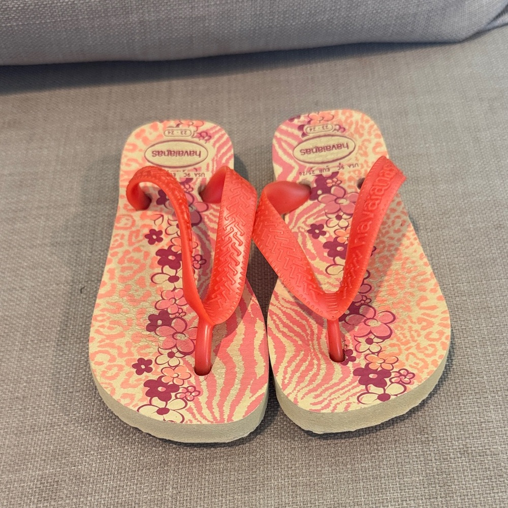 Havaianas Kids Sandals - Pink and Orange Floral
